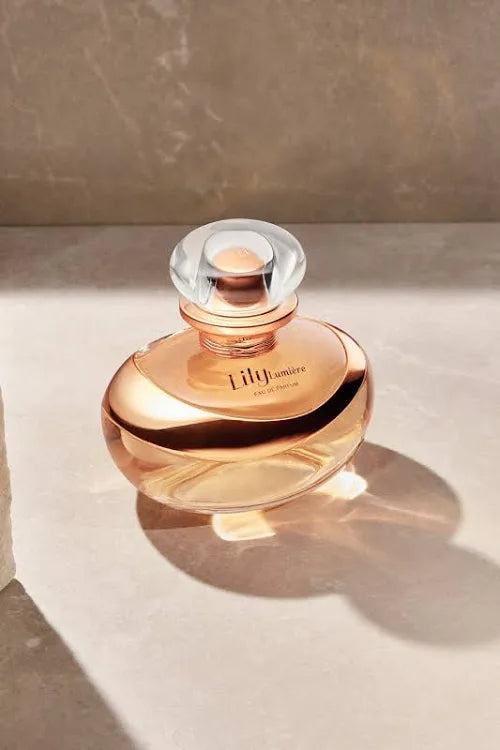 Lily lumiere parfum 75 ml.